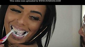 Mia khalifa’s solo session is too much for me