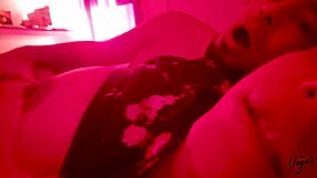Video: Latina amateur sex worker straddles a rich man in an empty room