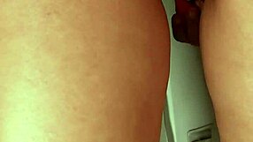 Latina roommate masturbates in her dorm while amateur