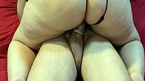 Big booty mature cougar – Riding cowboy style