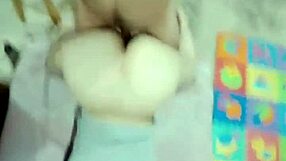 Curvy Latina babe doggystyle sex
