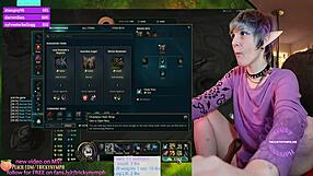 Natural tits milf plays online game with big ass nerd