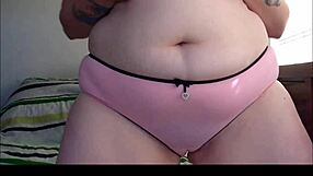 Natural tits, chubby blonde plays with herself in an amateur clip