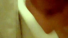 Masturbating in a hurry: A gay guy's solo session