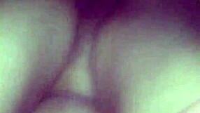 Cheating wife gets fingered and squirts