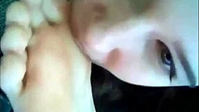 Horny teens in HD: Foot worship and sexy feet