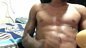 Lipe Gonzalez crosses dresses solo and masturbates and ejaculates on camera