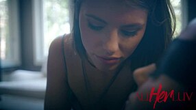 Gay and lesbian video: foreign exchange students Adriana Chechik and Sofi Ryan finger their sexuality