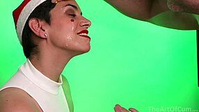 Mature Gina Monelli on doctor's table and she orgasms while pissing