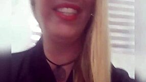 Content has the basic scenario of shaved pussy and big tits, in the high definition video of masturbating