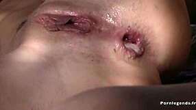 Anal-loving Brandi Lyons gets double-penetrated and takes two hot loads on her face