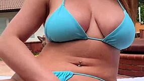 Big boobs bikini babe Skylar Snow works hard on thick dick. Outdoor curvy amateur stuns with wild action.