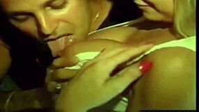 Real group sex as fucking a Sybian machine