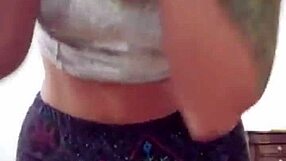Buck naked gorgeous girl’s getting horny on her Periscope webcam