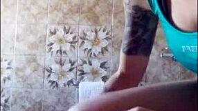Masturbating Italian girl talks dirty with her amateur voice