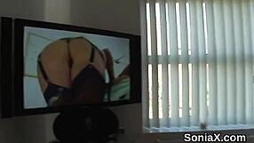 Casting: Porn MILF Sonia from UK flashes her large tits