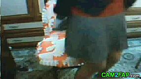 Upskirt and sex: Amateur on webcam free video of