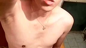 A hot Mexican guy with a massive cock boners his girlfriend in Ecatepec