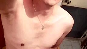 A hot Mexican guy with a massive cock boners his girlfriend in Ecatepec
