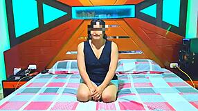 Esther from Chiclayo joins room casting: A European and an American amateur describe Sex fetishes