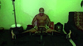 Jersey Shore porn star gets wild in gym with Italian stallion