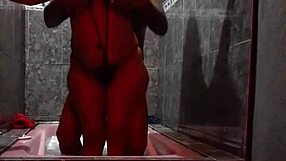 Licking cum in a luxurious hotel jacuzzi