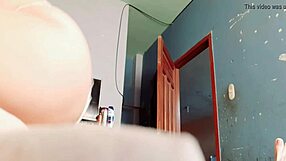 A pizza delivery man sleeps with a wife who wanted to fuk with men