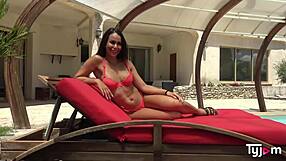 Jessy Jey, brunette beauty, likes to get anal and vaginal sex by the pool