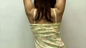 Sexy moves in Korean and Taiwanese crossdressers