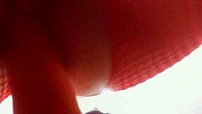 Beautiful woman with natural breasts and big ass enjoys while her men pleasure her with a carrot.