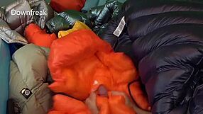 Solo pleasure with a down jacket and an inflatable pool.