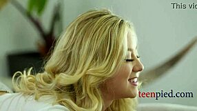 A young woman wants to have sex with intelligent men.