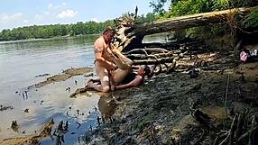 Becky Tailor's steamy outdoor scene with her husbando