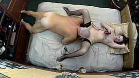 Mature married couple gets a steamy wedding night