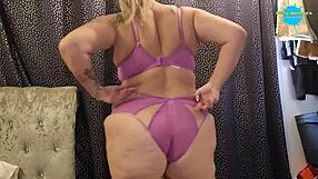 Steamy video of a hot milf trying out sexy lingerie