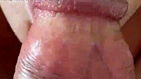 Amateur gay couple’s outdoor sex session caught on camera