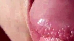 Amateur gay couple’s outdoor sex session caught on camera