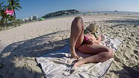 It was impossible for me to hold back my orgasm and I decided to cum on the beach which was very enjoyable