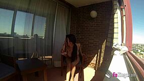 Spanish stunner Sara Ray goes nude on balcony publicly
