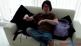 First time experience: Tattooed Brit gives head to a Yorkshire nerd