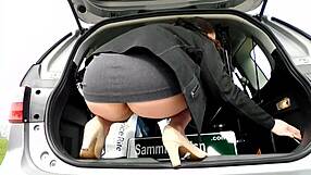 Hot wife flaunts her big ass in tiny miniskirt outdoors