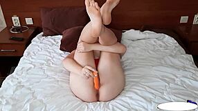 Hot teen's solo session with vibrator in hotel room