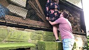 Sex in a abandoned barnyard – outdoor sex