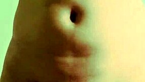 Beautiful Indian girl’s hot videos go viral on the internet