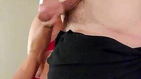 Early morning blow job with an amateur wife