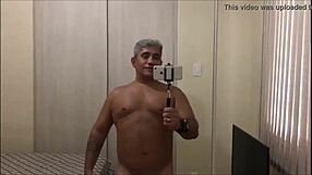 Steamy gay massage with a happy ending