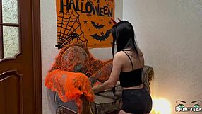 Beautiful couple’s amateur porn: stepson’s Halloween surprise for his stepmother