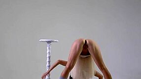 Flexible Urusula’s athletic prowess on display in this video