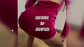 Bisexual fun with buttplugs and dildos