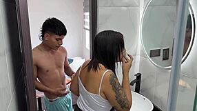 Wanna feel what it's like with a gay guy? I'll show my big-ass milf stepmom the opposite!